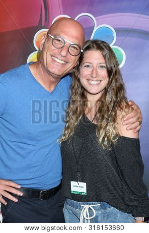 LOS ANGELES - AUG 8:  Howie Mandel, Jackelyn Shultz at the NBC TCA Summer 2019 Press Tour at the Beverly Hilton Hotel on August 8, 2019 in Beverly Hills, CA