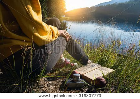 The Outdoor Picnic