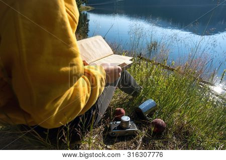 The Outdoor Picnic