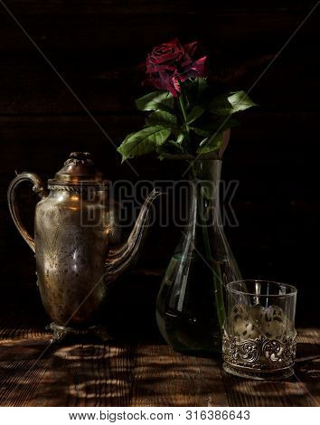 Small Production With A Rose, Dark Consecration, Subject Shooting,