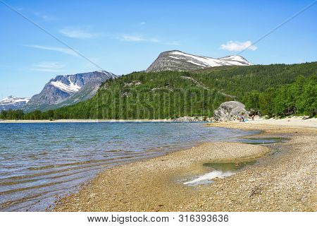 Gjevilvatnet, Norway 07/11/2019 Sandy Beach At The Norwegian Lake Gjevilvatnet