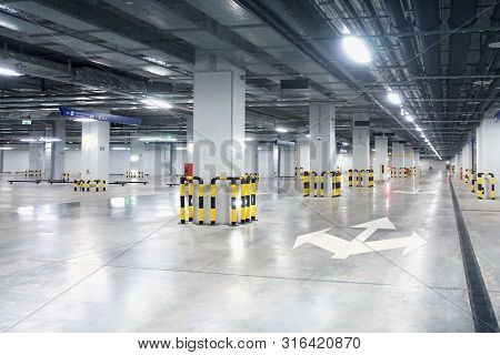 Parking Garage - Interior Shot Of Multi-story Car Park, Underground Empty  Parking