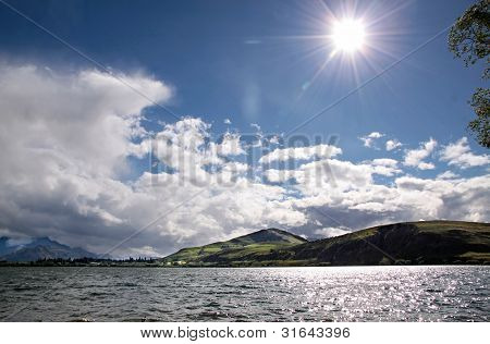 Lago Hayes su un giorno di tempesta