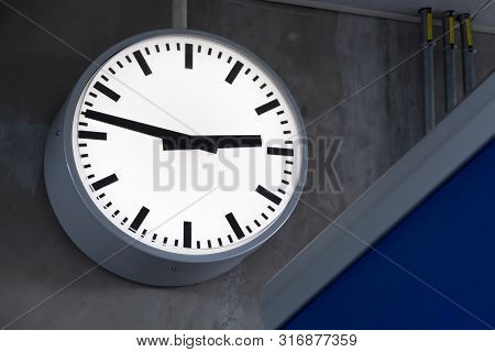 Public Clock In Railway Station At The Hanging With Roof Of Subway Central Station. It Is Clock For 