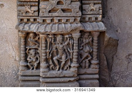 India - Rajasthan - Jaipur - March 28, 2018, Archeological Relics Sculpture, There Are Some Idols St