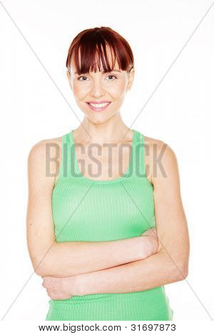 Ritratto sorridente Redhead femminile su sfondo bianco