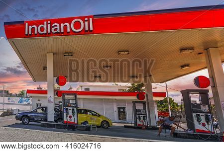 Mauritius 11 December 2015 - Pumping Station From The Indian Gas Company Indianoil Providing Gas Ser
