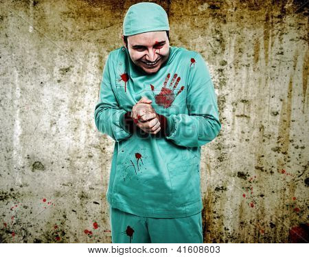 Verrückten Chirurgen warten auf einen neuen Patienten