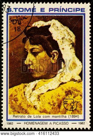 Moscow, Russia - April 07, 2021: Stamp Printed In Sao Tome And Principe, Shows Portrait Of Lola (189