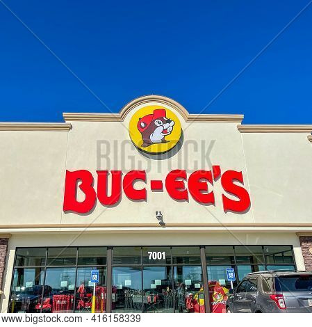 The Exterior Of A Buc Ees Gas Station, Fast Food Restaurant, And Convenience Store