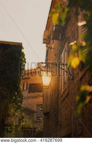 Stown Street In The Old Town. Traditional Mediterranean Narrow Street. European Travel. Famous Popul