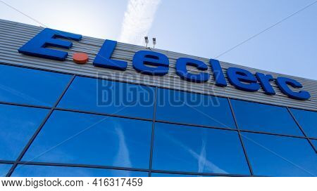Bordeaux , Aquitaine France - 04 07 2021 : E.leclerc Sign Text French Logo Brand Of Famous Supermark