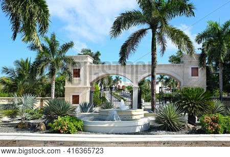 PUNTA CANA, DOMINICAN REPUBLIC - DEC 21, 2016:Fountain and entrance to Dreams Punta Cana in the Dominican Republic. The resort is one of several properties in the AMResorts Collection.