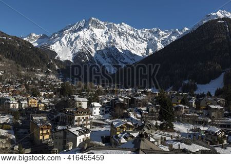 View Of The Town Of Pontedilegno