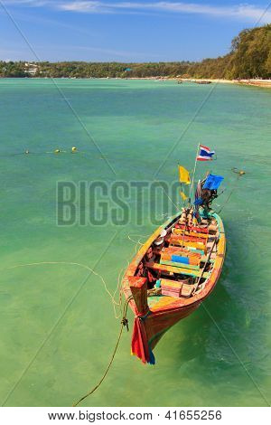 เรือหางยาวยาวหางเรือในจังหวัดภูเก็ต