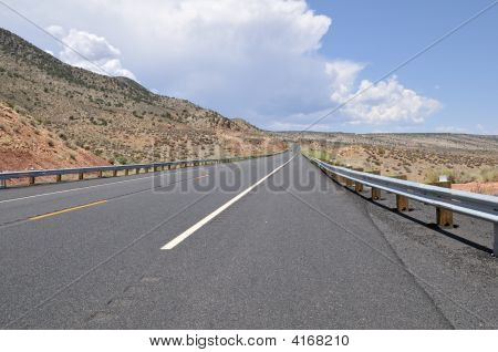 Strada vuota