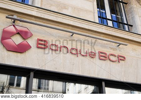 Bordeaux , Aquitaine France - 04 10 2021 : Bcp Banque De Commerce Et De Placements Text Sign And Bra