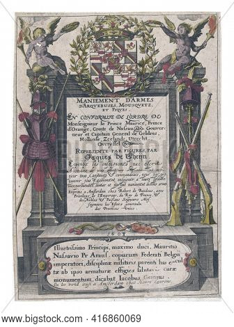Title page for a French edition of Jacob de Gheyns Wapenactiehe van Roers Musquetten, vintage engraving.