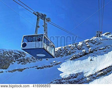 The Mountain Cable Car Col Du Pillon - Cabane - Scex Rouge (glacier 3000 Cableway) Or Aerial Ropeway