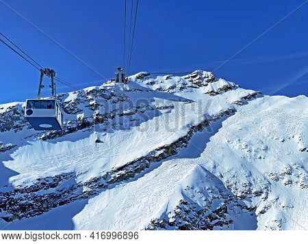 The Mountain Cable Car Col Du Pillon - Cabane - Scex Rouge (glacier 3000 Cableway) Or Aerial Ropeway