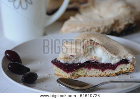 Cornel  Cake With Meringue