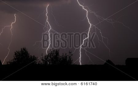 Blesky a noční bouřka