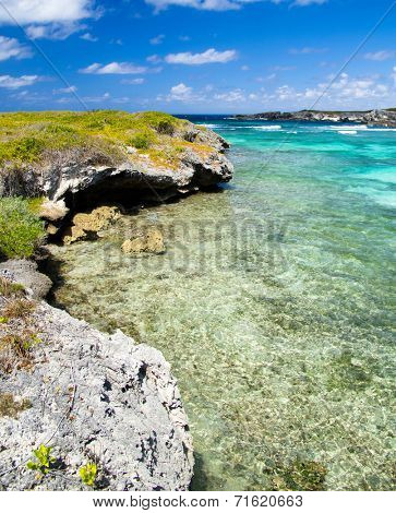 Atlantic ocean coastline . Dominican Repub