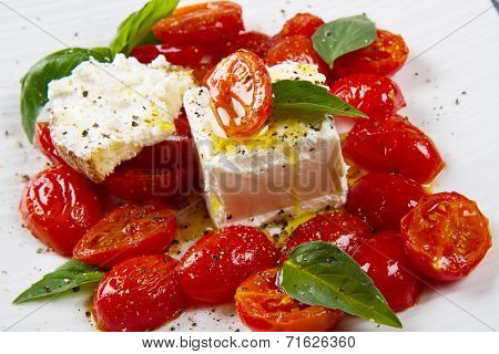 cream cheese with red fresh tomatoes