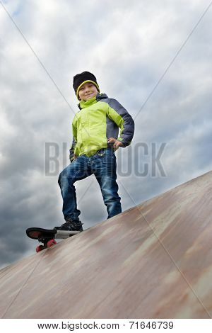 skater training on the table