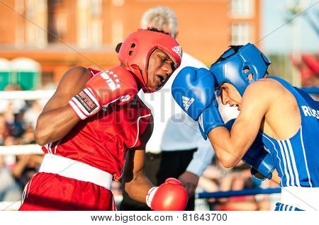 A Boxing Match Between Alayn Limonta (havana, Cuba) And Mamedov Gabil (orenburg, Russia)