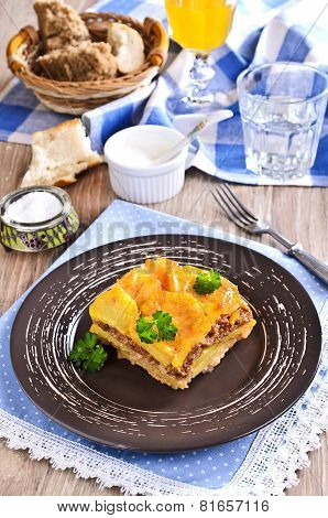 Graten Potatoes And Minced Meat
