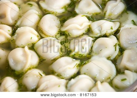 Pelmeni gotowanie