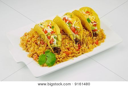 Tacos i hiszpański ryż
