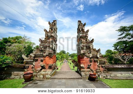 Taman Ayun Temple Gate, Bali Indonesia