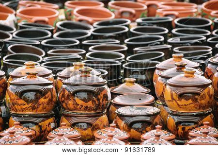 Earthenware Crockery