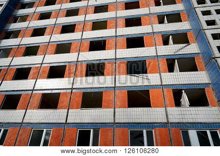 demolition of a vacant apartment building in Magdeburg