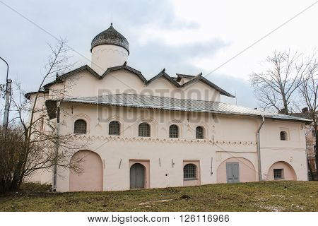 Pink Church Myrrhbearers
Architectural tourist complex of Novgorod Yaroslav's Court.