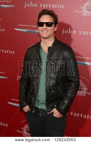 LAS VEGAS - APR 17:  Peter Facinelli at the John Varvatos 13th Annual Stuart House Benefit at the John Varvatos Store on April 17, 2016 in West Hollywood, CA