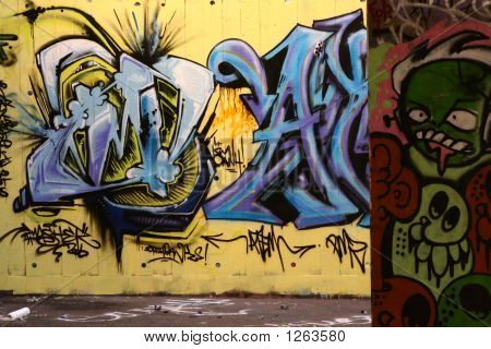 Graffiti žluté a modré