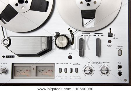 Jahrgang Band vorführten Kassettenrecorder Deck Steuerelemente