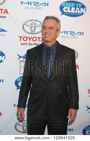 LAS VEGAS - APR 21:  Bobby Kennedy Jr., Robert Kennedy Jr. at the Keep It Clean Comedy Benefit For Waterkeeper at the Avalon Hollywood on April 21, 2016 in Los Angeles, CA
