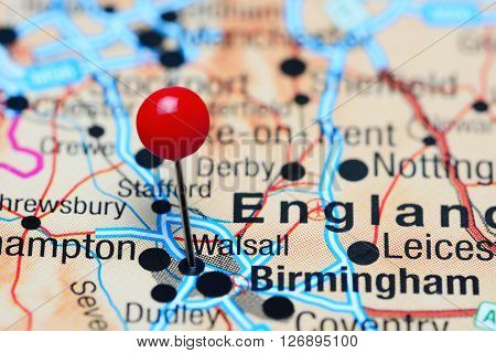 Walsall pinned on a map of UK