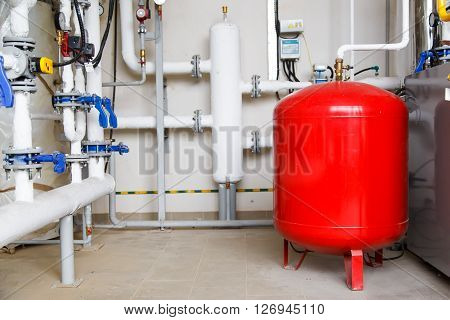 industrial red expansion tank for heating system
** Note: Visible grain at 100%, best at smaller sizes