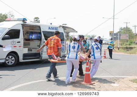 THAILAND APR-07 : Emergency responce team and rescue team  save life the patient from car accident on April 07,2016 at Highway in  Thailand