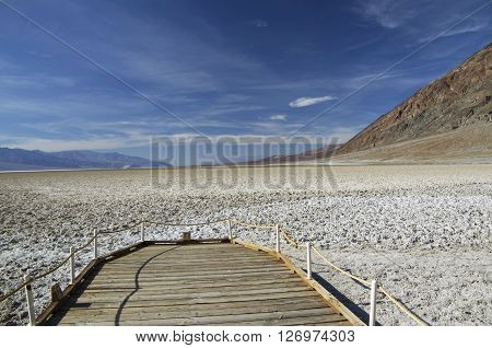 Bad Water Basine in Death Valley (California) - view