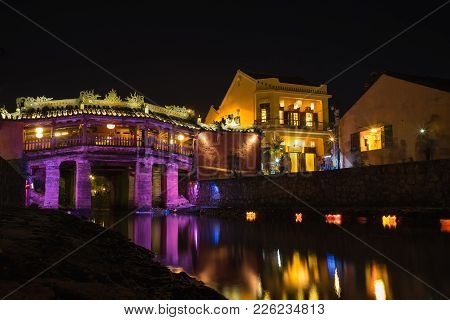 Quang Nam, Vietnam - Apr 1, 2016: Hoi An Ancient Town By Twilight Period, With Old Bridge Named Japa