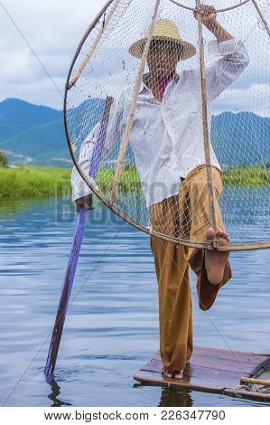 Inle Lake , Myanmar - Sep 07 : Burmese Fisherman At Inle Lake Myanmar On September 07 2017 , Inle La