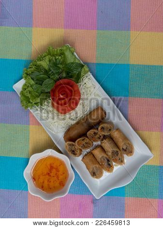 Deep Fried Spring Rolls, Por Pieer Tod Or Fried Spring Rolls (thai Spring Roll) Snacks And Snacks Th