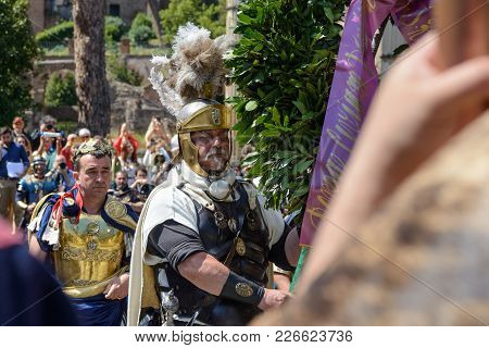 Show Of Ancient Romans In The Birthday Of Rome Occasion