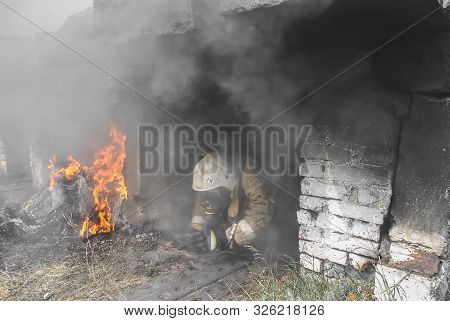 Fire Brigade Link Moving Along A Fire Line